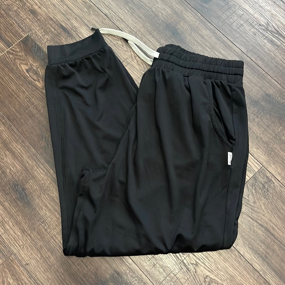Feat Black Joggers